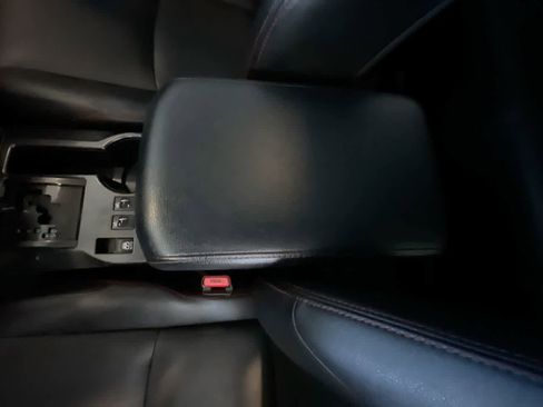 Used 2014 Toyota 4Runner Trail Premium image 21