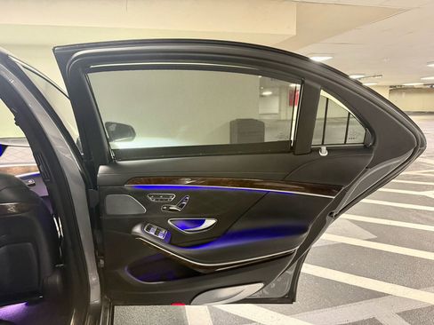 Used 2020 Mercedes-Benz S 560 4MATIC Sedan image 28