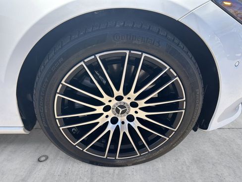 Used 2025 Mercedes-Benz C 300 4MATIC Sedan image 15