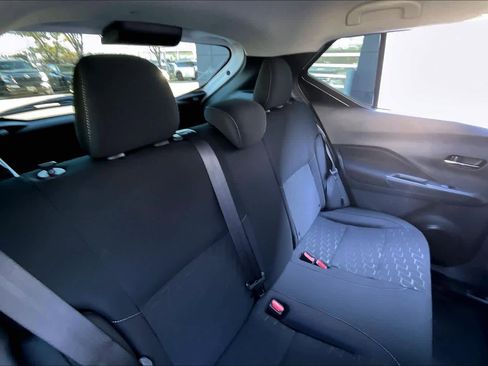 Certified 2024 Nissan Kicks SV image 19