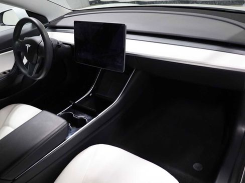 Used 2020 Tesla Model 3 Long Range image 6