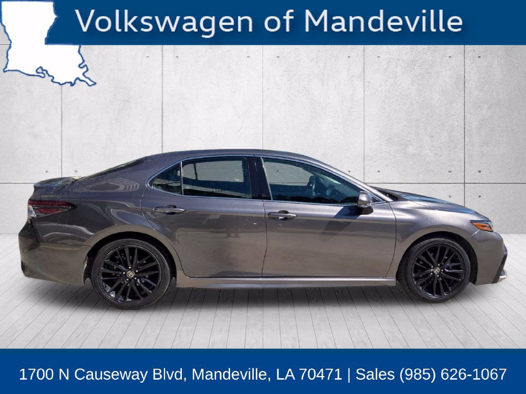 Used 2024 Toyota Camry XSE FWD image 6