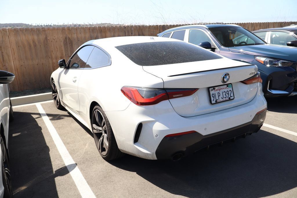 Used 2024 BMW 430i Coupe w/ M Sport Package RWD image 4
