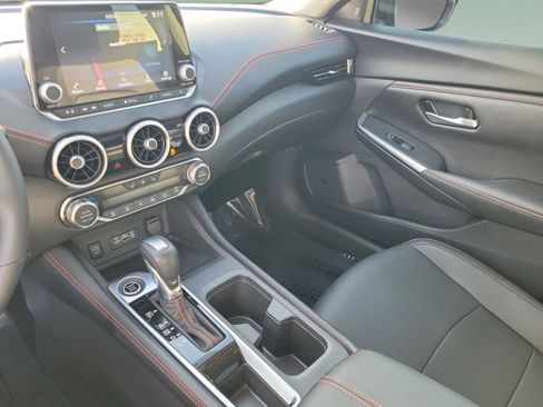 Certified 2025 Nissan Sentra SR w/ SR Premium Package image 29