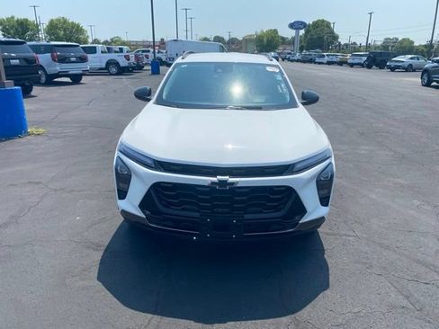 Used 2025 Chevrolet Trax ACTIV w/ Driver Confidence Package FWD image 9