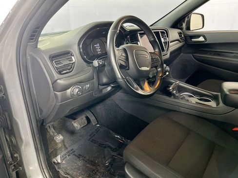 Used 2022 Dodge Durango SXT w/ Blacktop Package image 9
