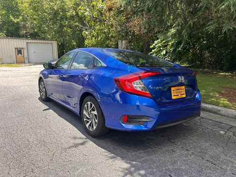 Used 2016 Honda Civic EX image 3