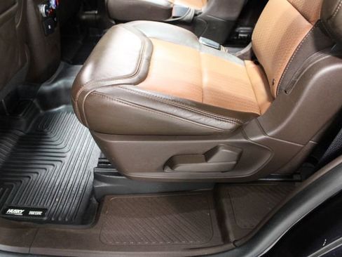 Used 2022 Ford Explorer King Ranch w/ Technology Package image 45