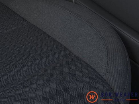 New 2026 GMC Sierra 1500 SLE image 21