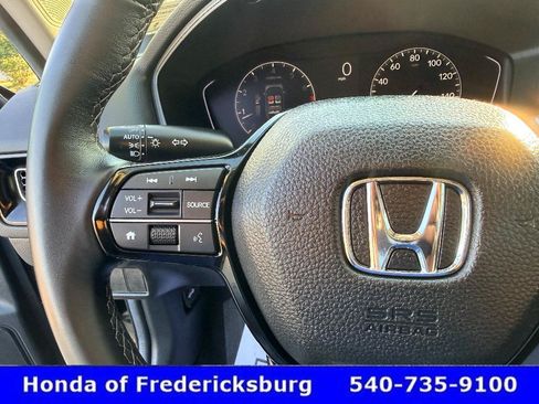 Certified 2024 Honda Civic EX image 27
