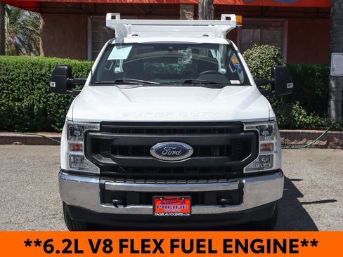 Used 2022 Ford F250 XL w/ Power Equipment Group RWD image 3