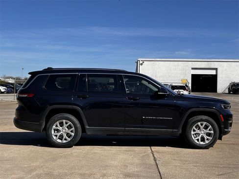 Used 2023 Jeep Grand Cherokee L Limited image 5