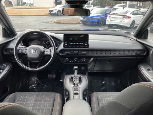 Certified 2023 Honda HR-V Sport image 30
