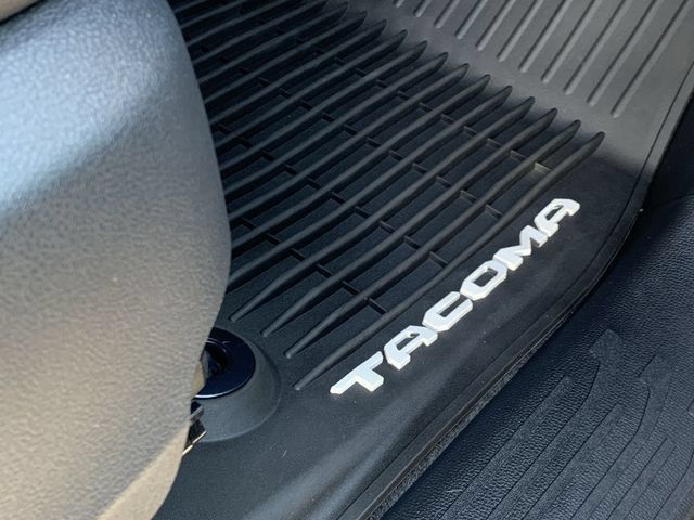 Used 2025 Toyota Tacoma SR w/ SR Upgrade Package AWD/4WD image 13