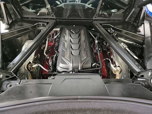 Used 2025 Chevrolet Corvette Stingray Premium Cpe w/ Z51 Performance Package image 21