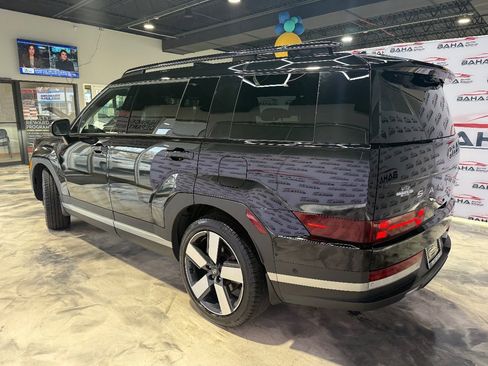 Used 2024 Hyundai Santa Fe Limited image 13