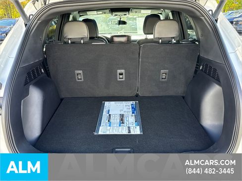 Used 2025 Ford Escape ST-Line w/ Equipment Group 301A image 22