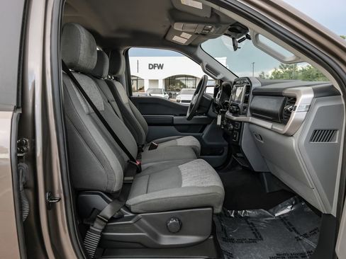 Used 2023 Ford F150 XLT image 32