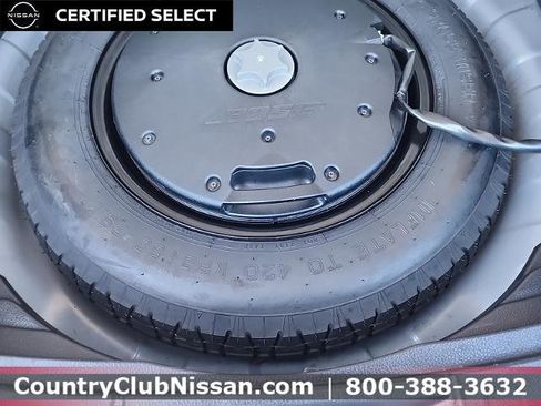 Certified 2019 Nissan Rogue SV w/ Sun & Sound Touring Package image 29