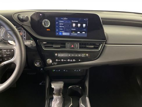 Used 2025 Lexus ES 350 w/ Premium Package image 15