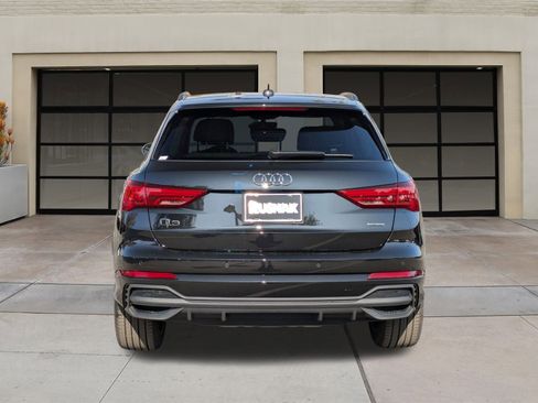 New 2025 Audi Q3 2.0T Premium image 4