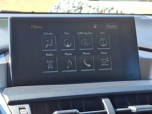 Used 2017 Lexus NX 200t FWD image 17