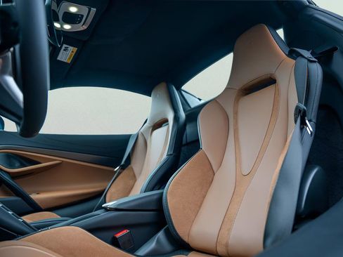 New 2027 McLaren 750S Spider RWD image 43