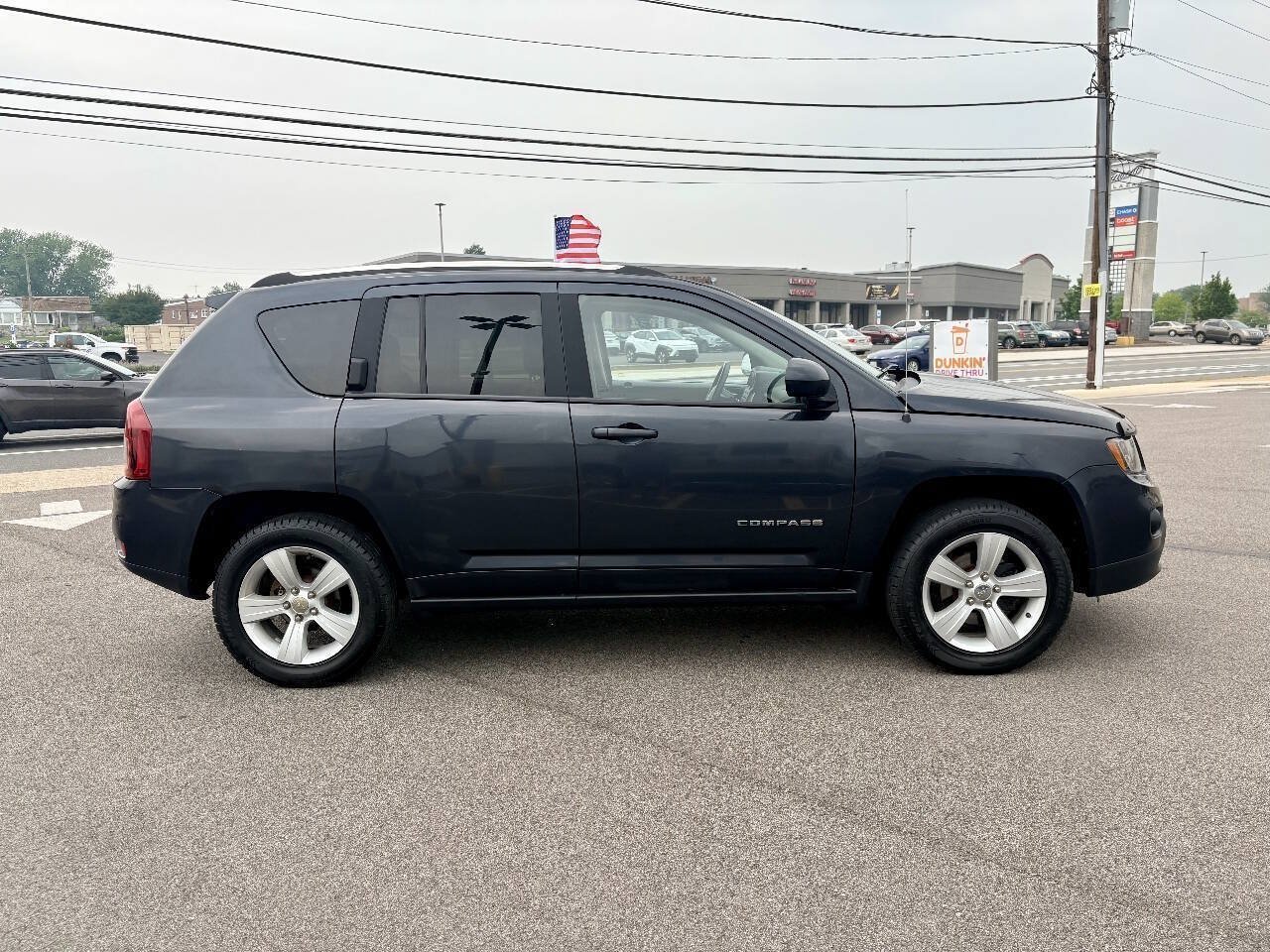 Used 2014 Jeep Compass Latitude AWD/4WD image 7