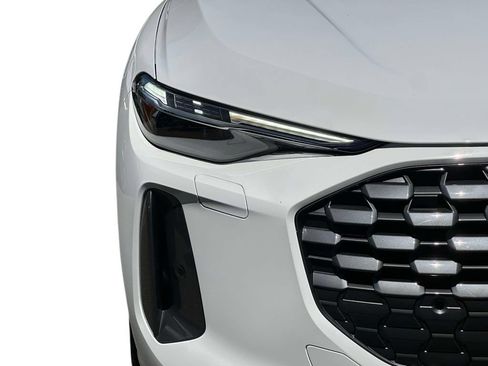 New 2026 Audi Q5 Premium Plus AWD/4WD image 32