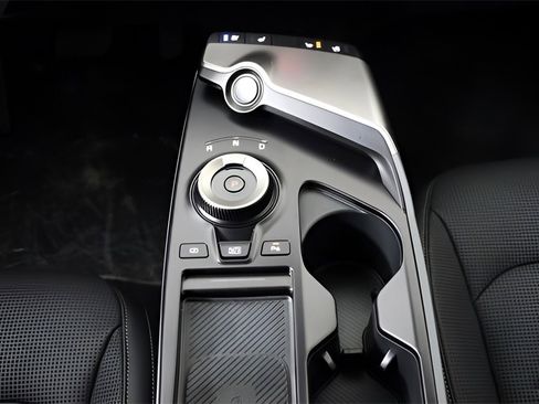 New 2025 Kia EV6 Wind image 34