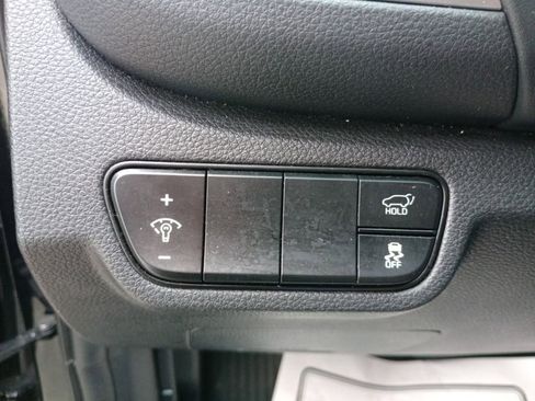 Used 2024 Kia Seltos SX w/ SX Sunroof Package image 19