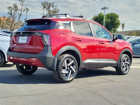 New 2026 Nissan Kicks SV w/ SV Premium Package image 2