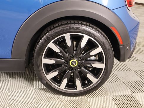 Used 2024 MINI Cooper SE FWD image 18