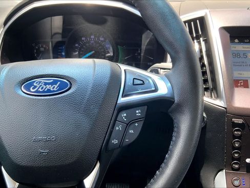 Used 2018 Ford Edge Titanium w/ Equipment Group 301A FWD image 25