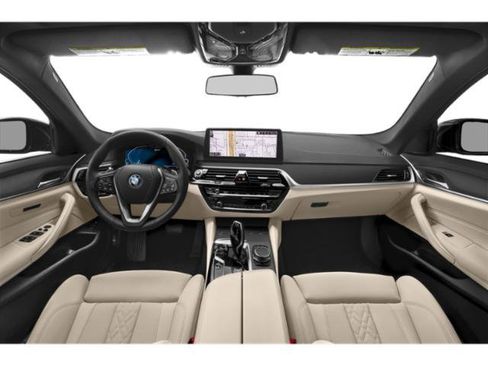 Used 2023 BMW 530e w/ Executive Package RWD image 11
