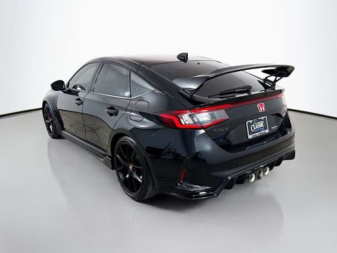 Used 2024 Honda Civic Type R image 5