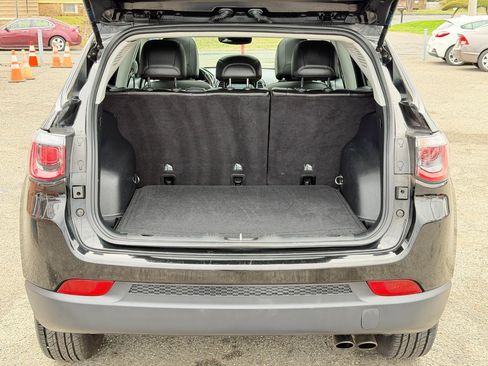 Used 2020 Jeep Compass Latitude image 31