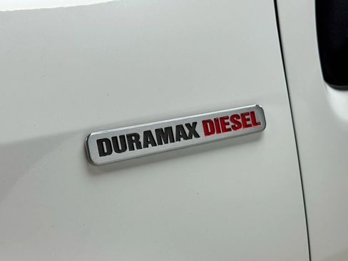 Used 2016 Chevrolet Colorado LT w/ LT Convenience Package image 12