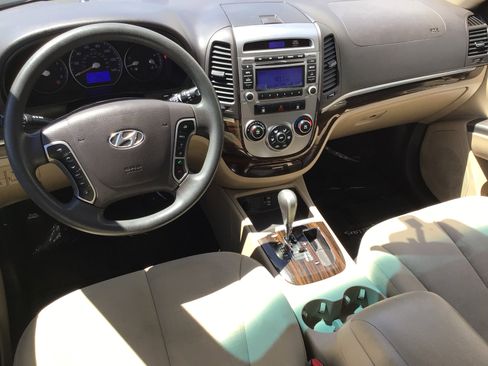 Used 2012 Hyundai Santa Fe GLS AWD/4WD image 11