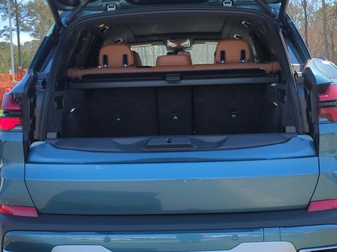 Used 2026 BMW X5 sDrive40i image 32