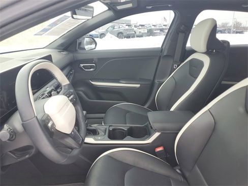 Certified 2025 Kia K4 GT-Line Turbo image 16