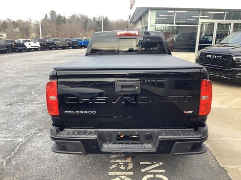 Used 2022 Chevrolet Colorado Z71 w/ Z71 Midnight Edition image 5