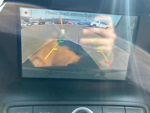 Used 2019 Ford Escape SE image 24