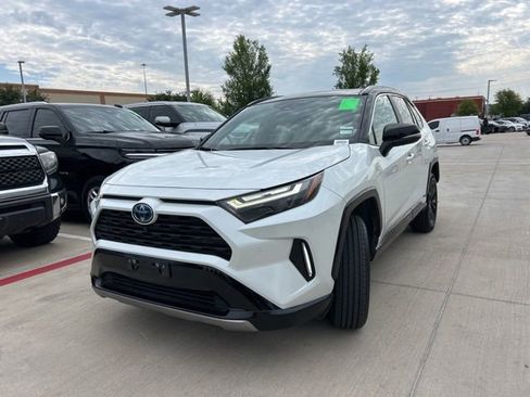 Used 2024 Toyota RAV4 XSE w/ Advanced Technology Package AWD/4WD image 7