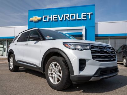 Used 2025 Ford Explorer Active