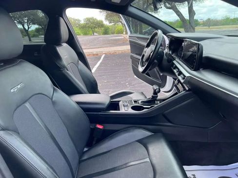 Used 2022 Kia K5 GT-Line image 32