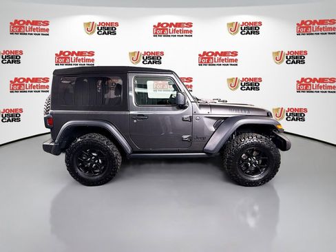 Used 2024 Jeep Wrangler Sport AWD/4WD image 16