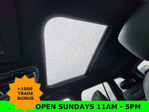 New 2025 Jeep Grand Cherokee Limited w/ Black Appearance Package image 18