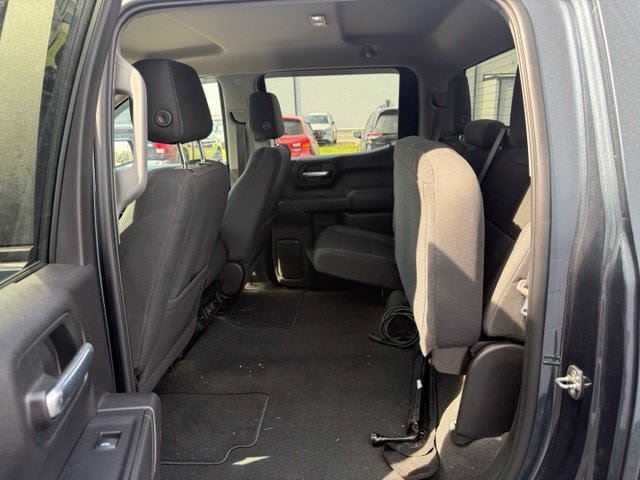 Used 2021 Chevrolet Silverado 1500 LT AWD/4WD image 29