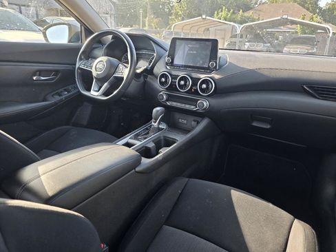 Used 2021 Nissan Sentra SV FWD image 14